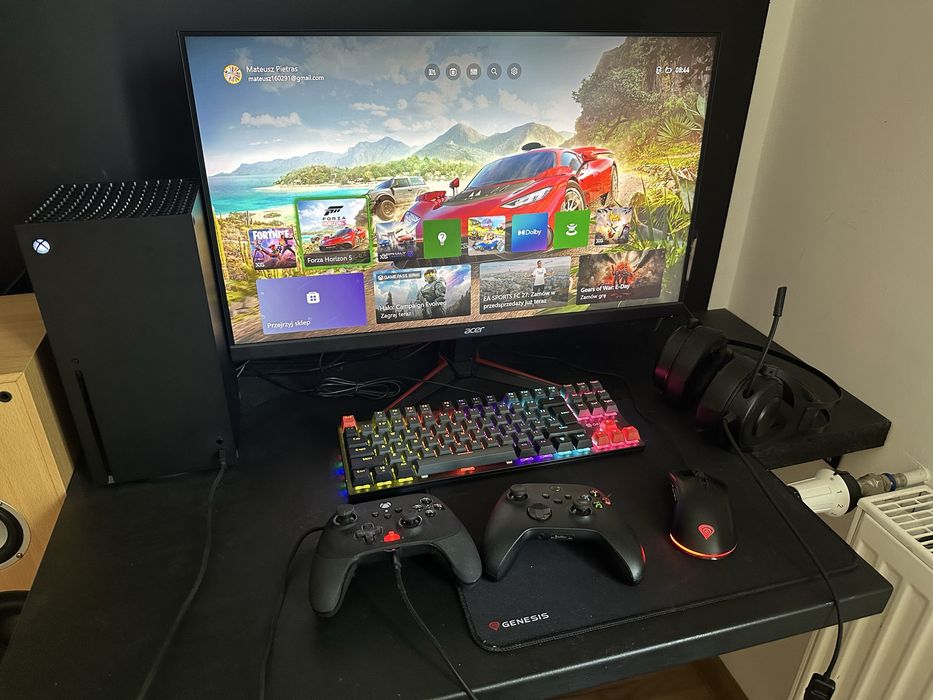 Xbox series X zestaw monitor klawiatura ssłuchawki