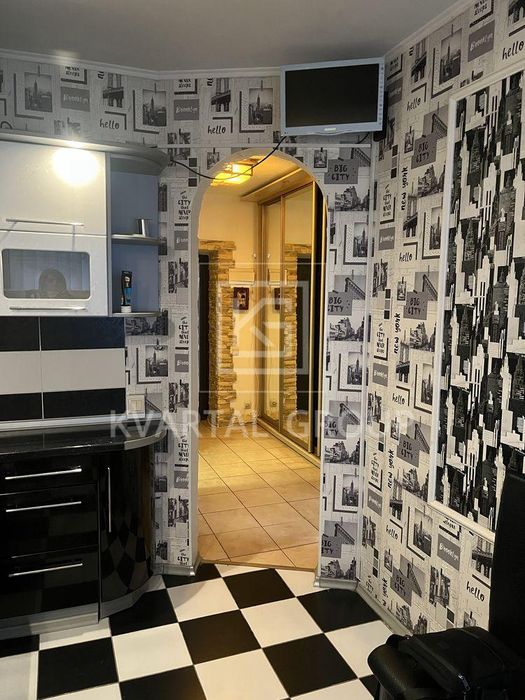 Затишна квартира біля парку та школи 42.5м2