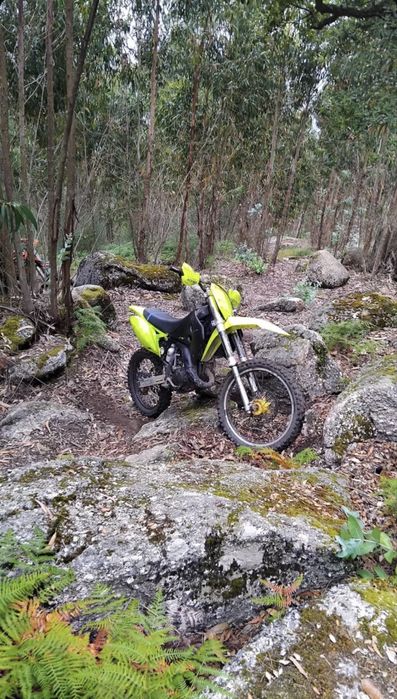 Vendo ou troco rm125