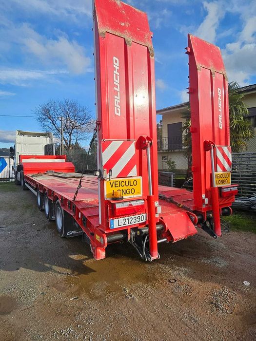 camião e porta maquinas