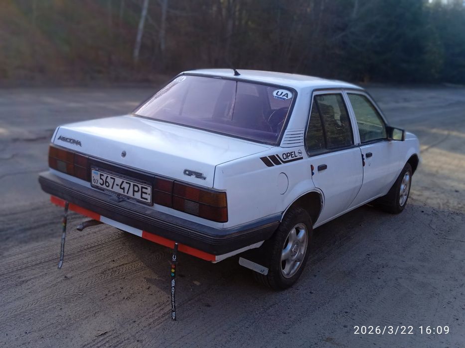 Продам opel аскона