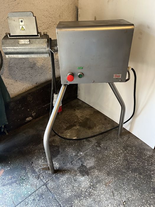 Napęd spomasz NMK110 Maszyna do cięcia flaków flaczarka