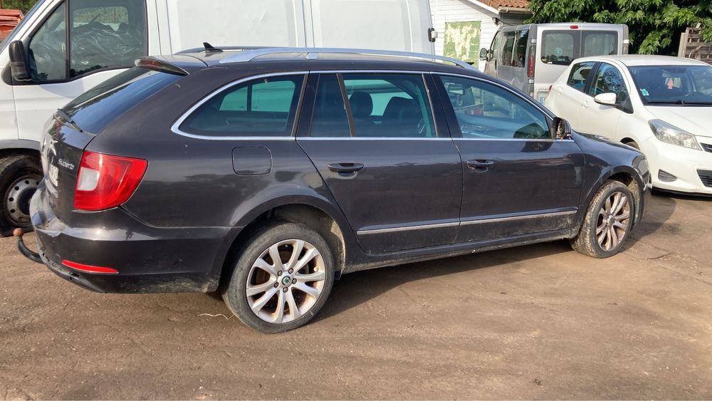 Шкода супер б 2010року