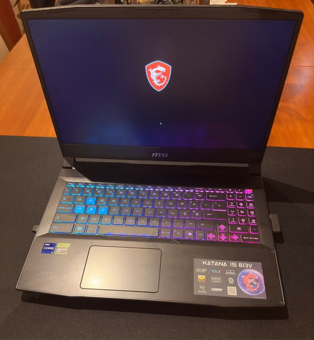 Portátil MSI Katana 15 B13V