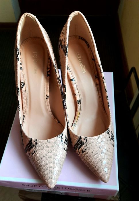 Buty na obcasie deezee