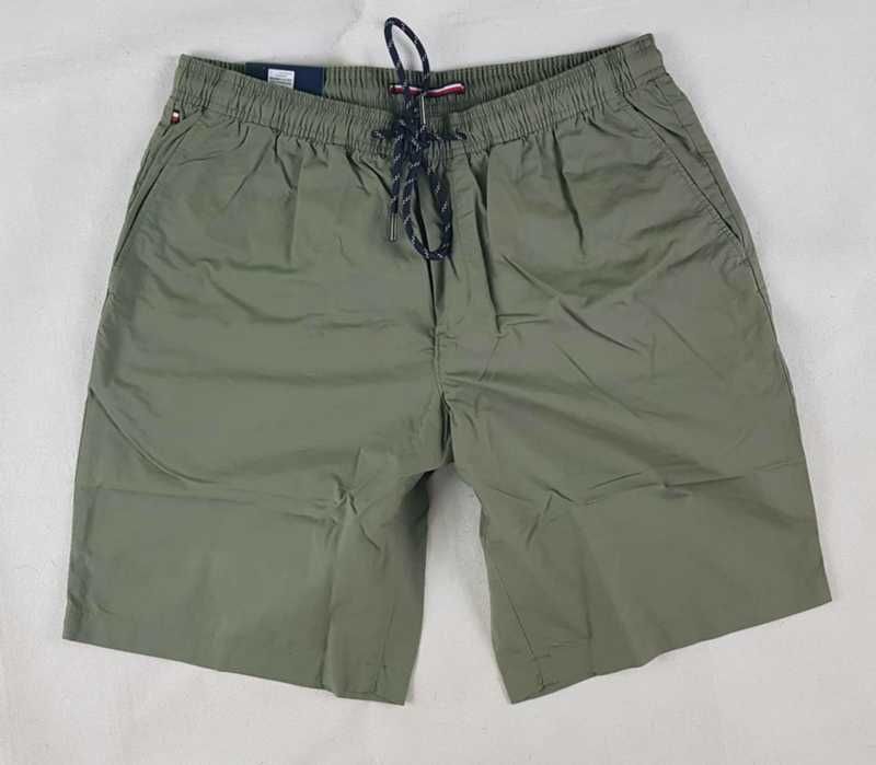 Męskie spodenki Tommy Hilfiger -Brooklyn Short zieleń mundurowa - W34