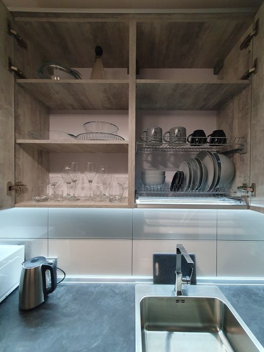 Апартаменти 21 +