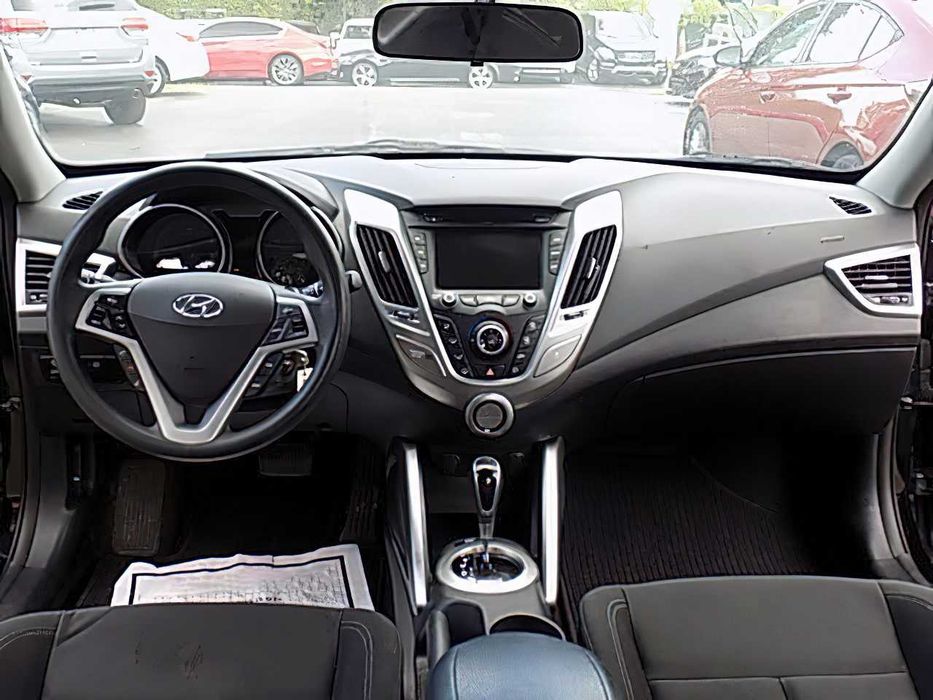 Hyundai Veloster Turbo      2015