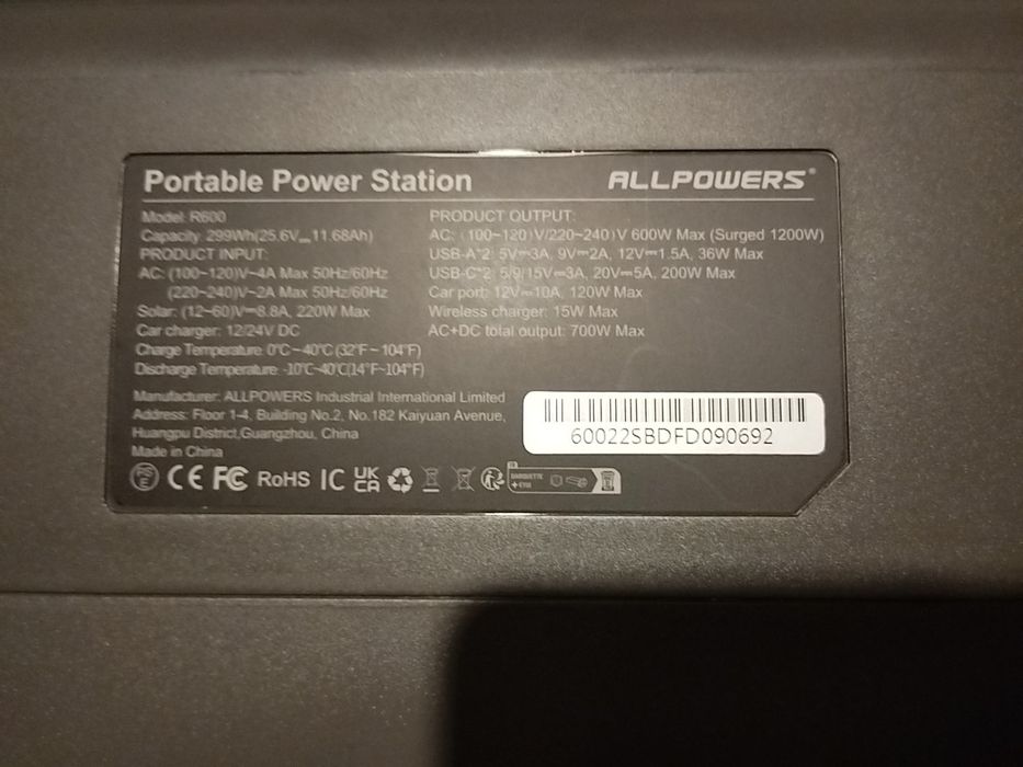 Portable powerstation 600W