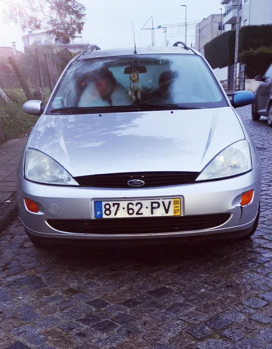 Vendo ford focus 1.4 gasolina ano 2000