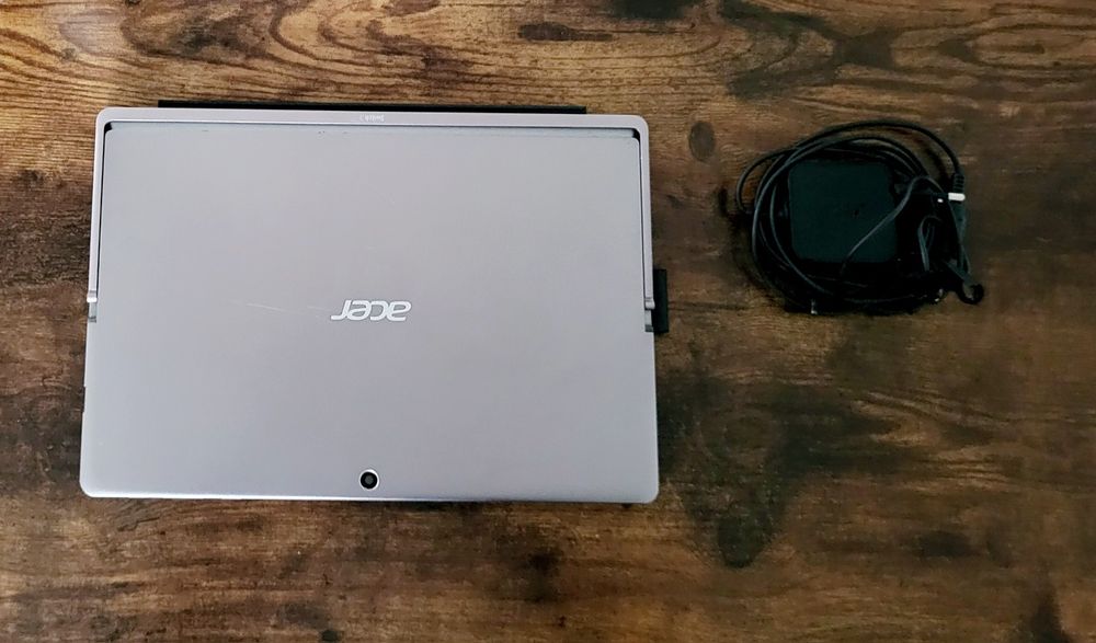 Laptop netbook tablet z klawiaturą n4200 ssd 128 gb 4 gb ram