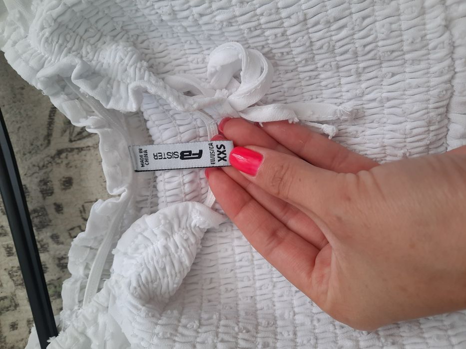 Сукня- комбінезон з шортами.
Відправка новою чи укр поштою