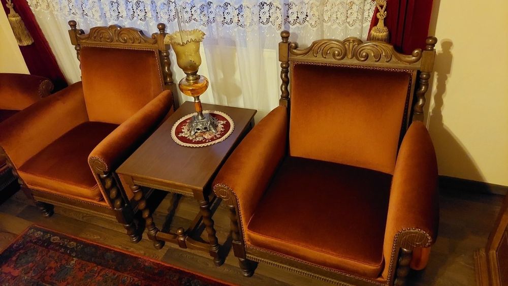 Stylowy komplet wypoczynkowy  welur / plusz