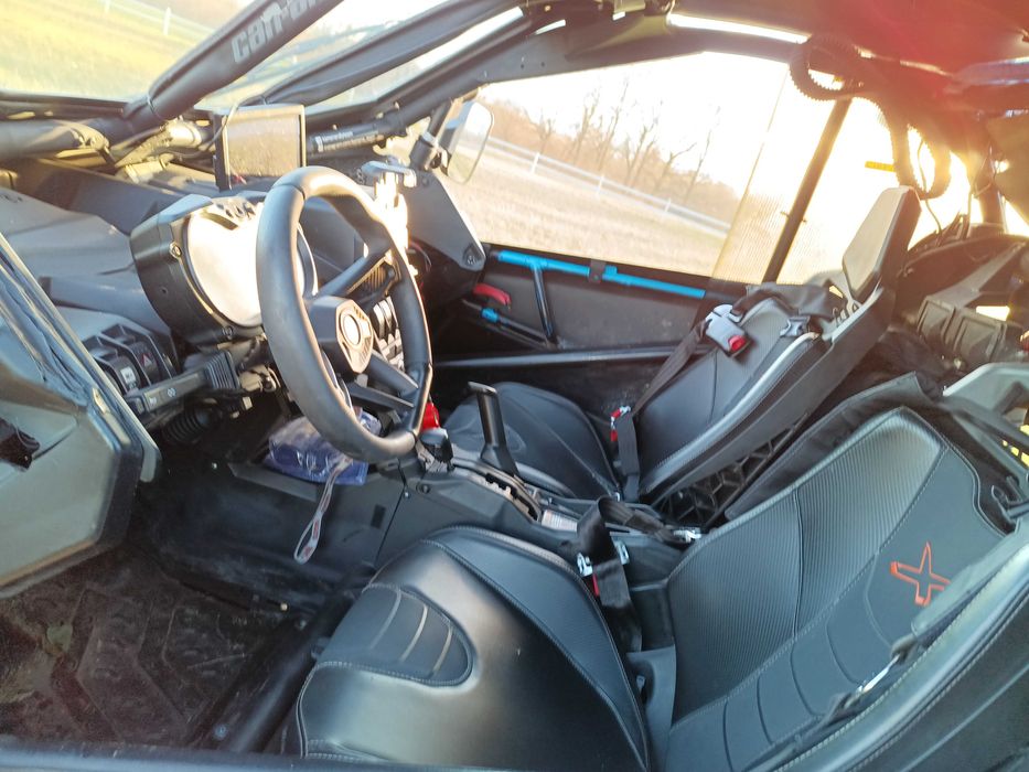 CAN AM MAVERICK X3 TURBO brp UTV SSV Buggy  Polaris RZR yxz zforce 4x4