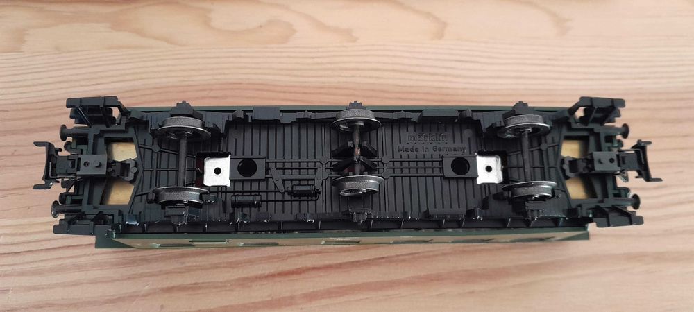 Carruagem de três eixos, mista 1ª/2ª classes-Marklin 4317-cx. original