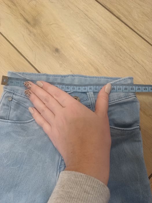 Dziecięce niemowlęce jeansowe spodnie z regulacją w pasie