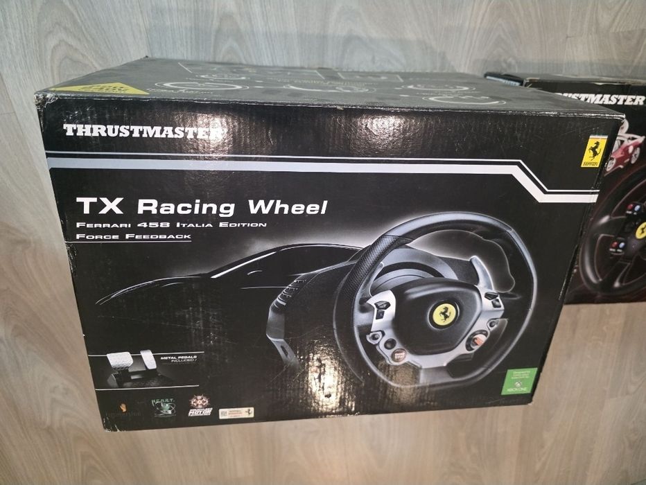 Volante Thrustmaster Tx Racing wheel , Volante Gte e  pedais T-LCM-L