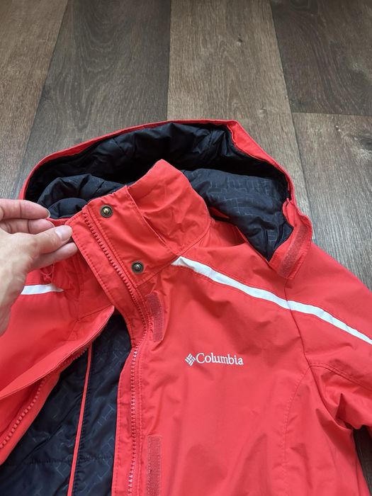 Продам куртку Columbia