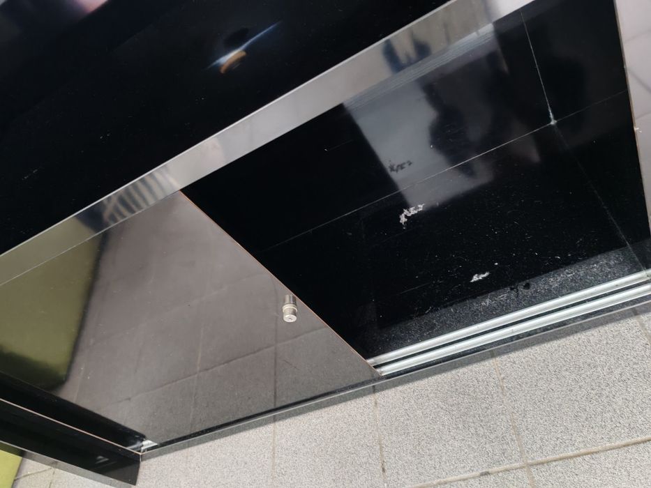 Secretaria e armário