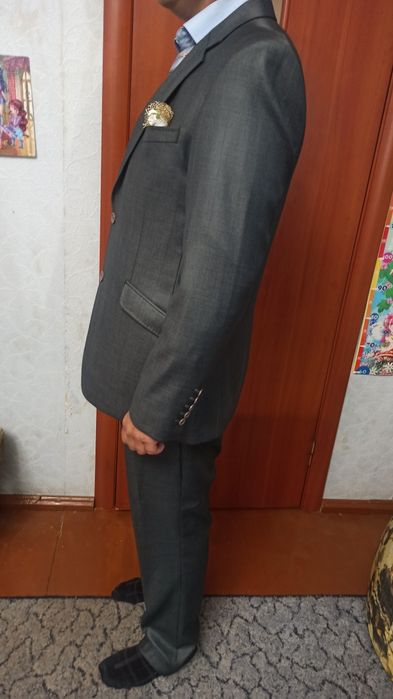 Костюм свадебный