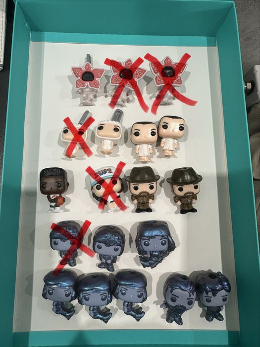 СЕРИЯ Дивні дива Stranger Things очень странные дела Киндер джой