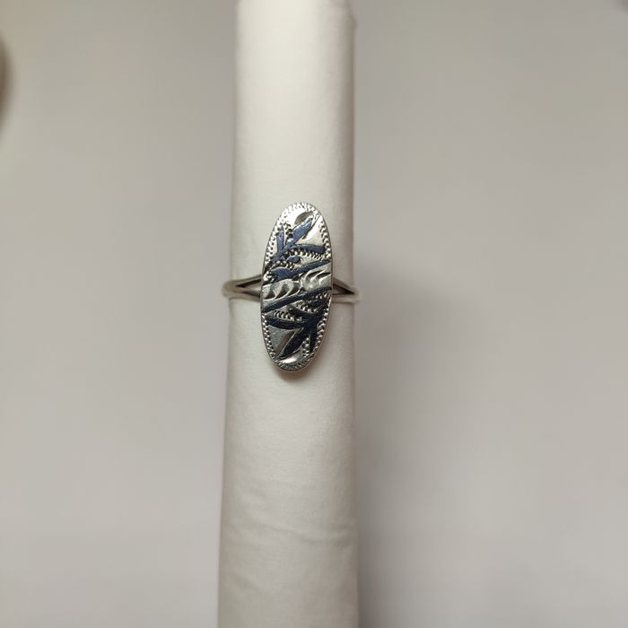 Срібна каблучка 16 розміру