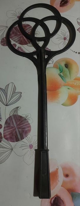 Выбивалка для ковров