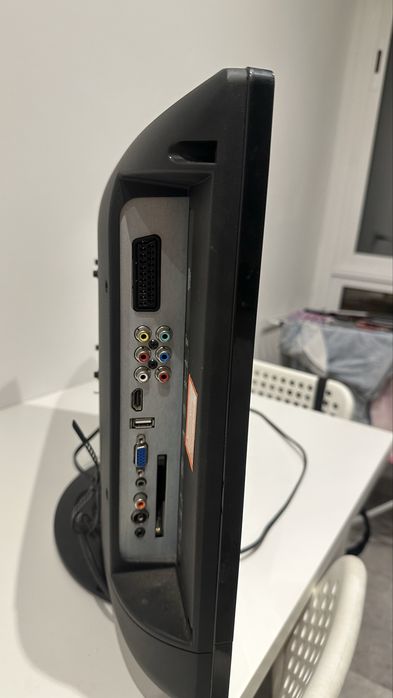Monitor semi-novo 23 LCD-TV
