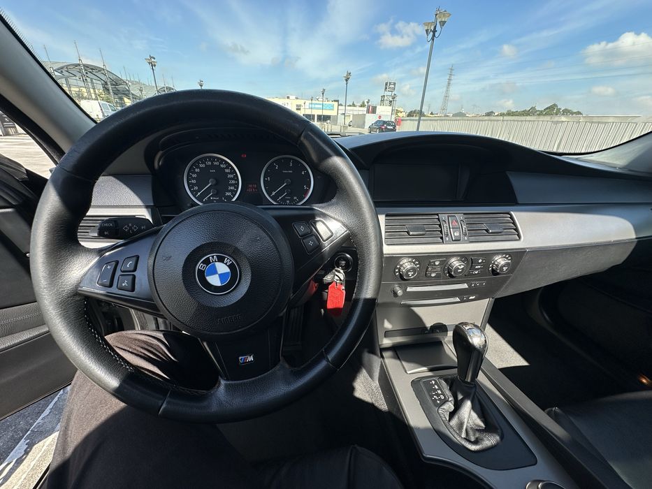 BMW 520d Touring E61 2006 | Caixa Automática | Muito Estimada