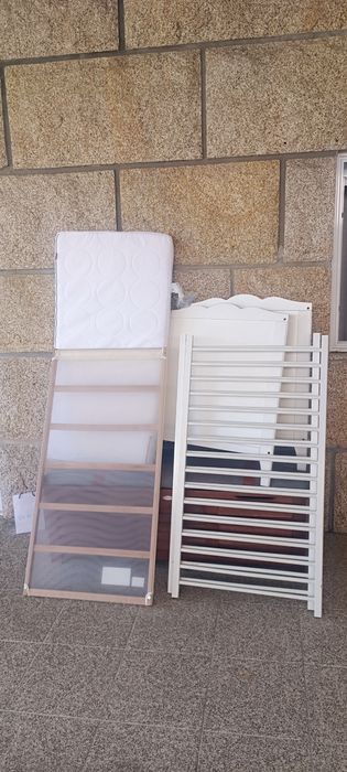 cama de bebê IKEA
