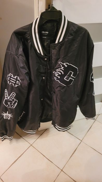 Kurtka typu varsity / bomber CROPP – rozmiar XXL