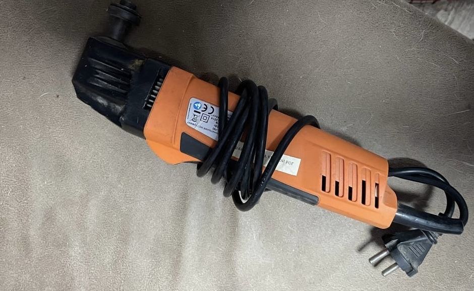 Шліфувальна машинка болгарка б/у technipro