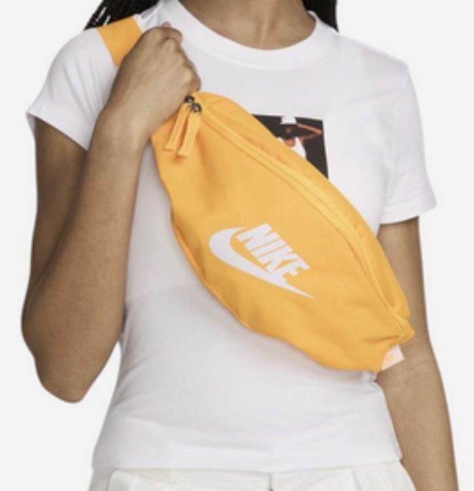 Бананка nike hash bags