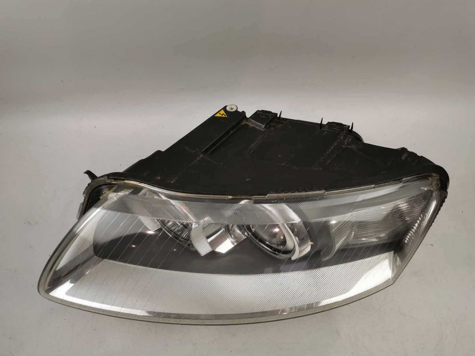 Lampa Lewa Xenon Hella Audi A6 C6 XENON przód Lewy przednia