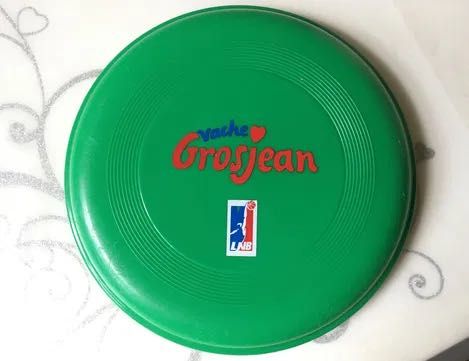 Спортинвентарь «Летающая тарелка»