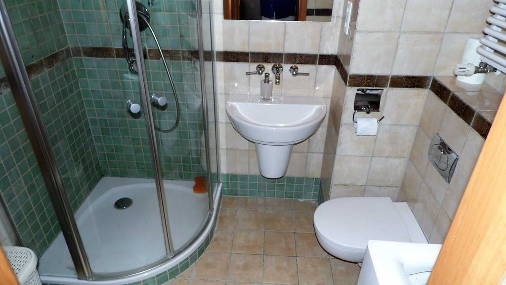 Dwa dwu pokojowe (56 m²)z garażem- do wynajmu - Więcej