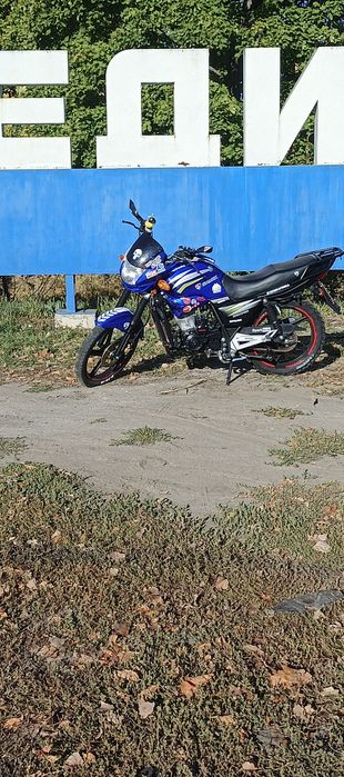 Хто обміняти мотоцикл на машину або на мотоцикл з моєї доплати