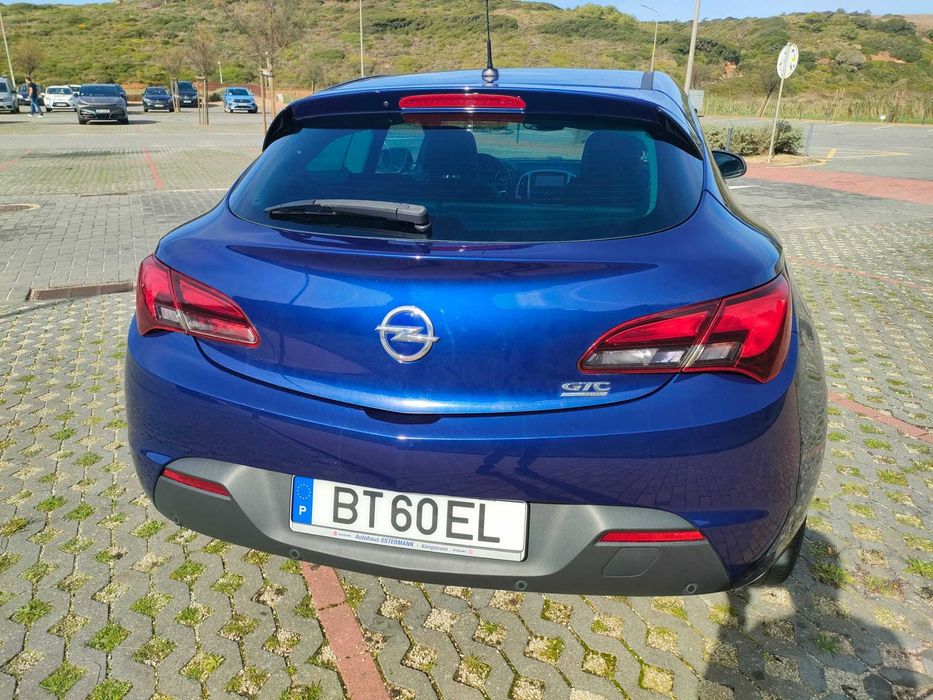 Opel Astra GTC 1.4 112000kms!!!