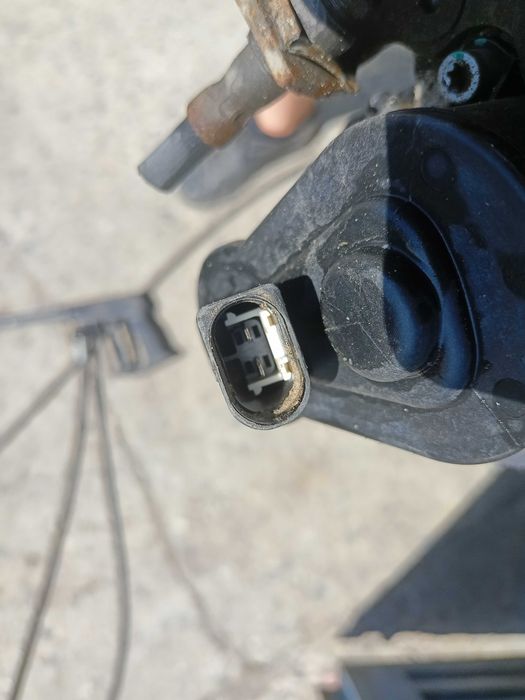 Zacisk Tylny Prawy / Tylny Lewy Passat B6/ Tarcze Klocki / Hamulce Tył