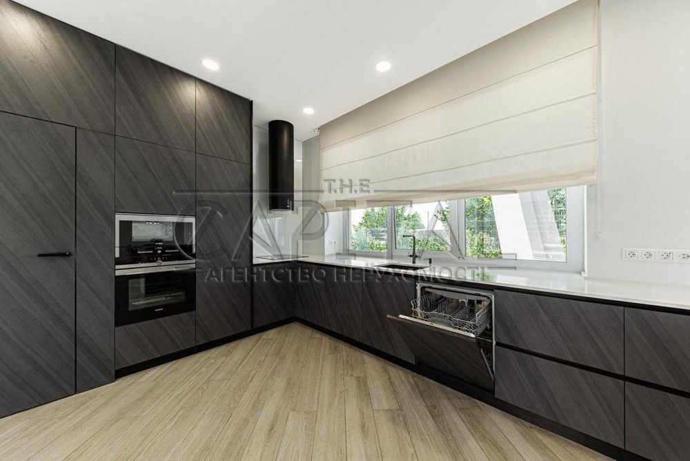 Продаж будинку з басейном, Лесники, Обуховский р-н