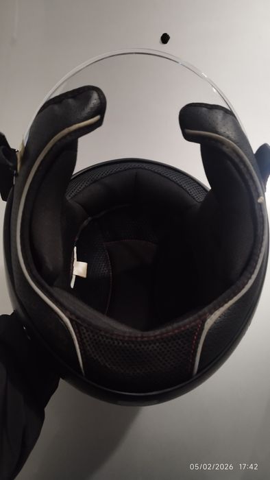 Capacetes 2  para venda. 25,00€ cada.