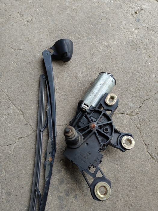 Ramię silnik silniczek wycieraczki tył volkswagen passat B5 fl lift