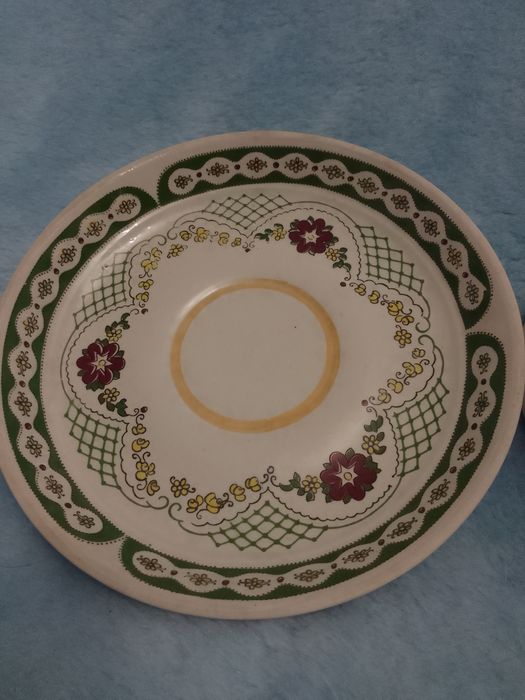 Велика вінтажна чашка з блюдцем ГДР