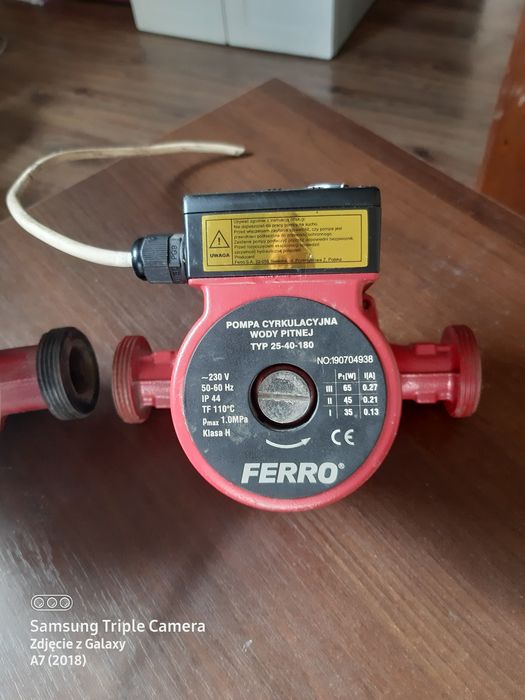 Sprzedam pompy ciepła 2szt