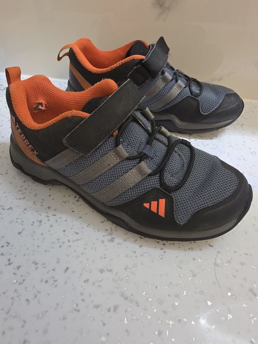 Trekingi Adidas Terrex r. 33
