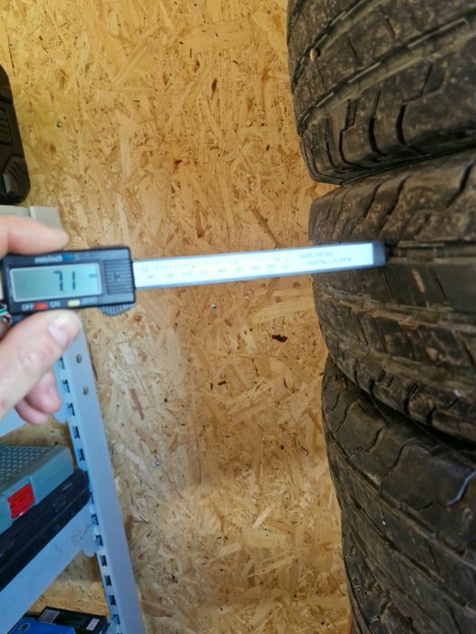 Opony continental  195/75/R16C