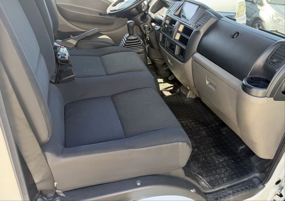 Pronto socorro Nissan Cabstar NT400 2018
