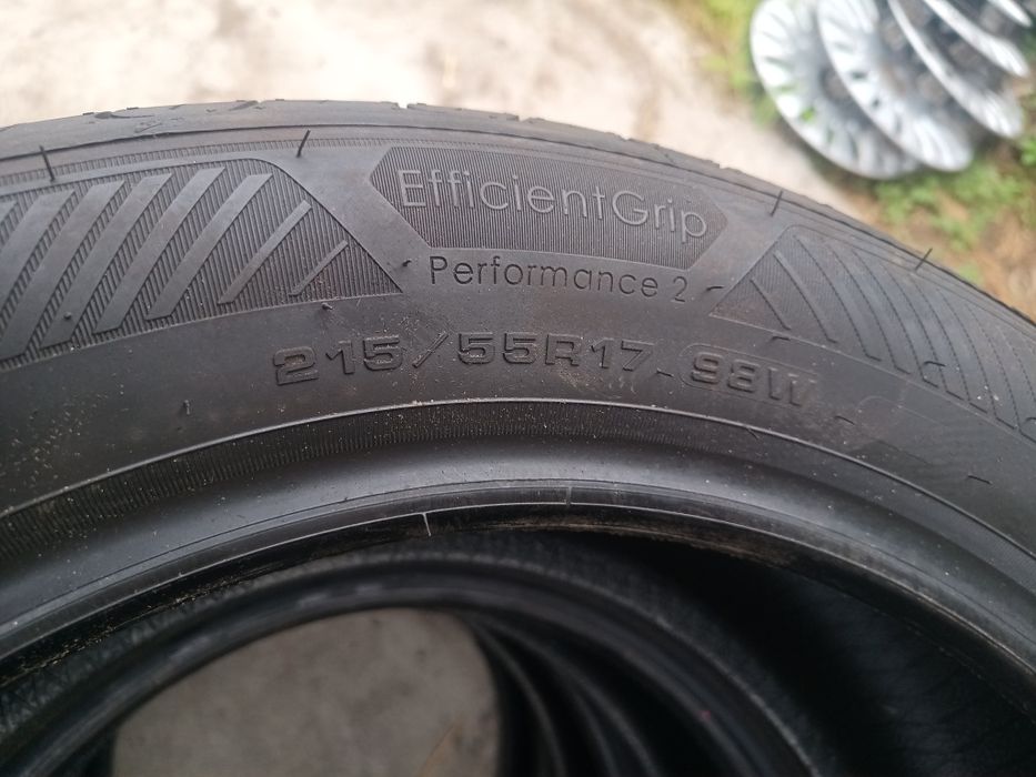 Opona opony  4 x 215/55R17 Goodyear