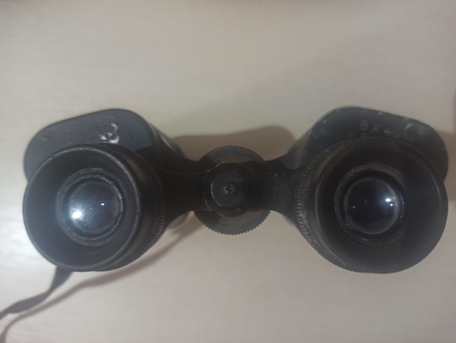 бінокль.стан.нормальний.