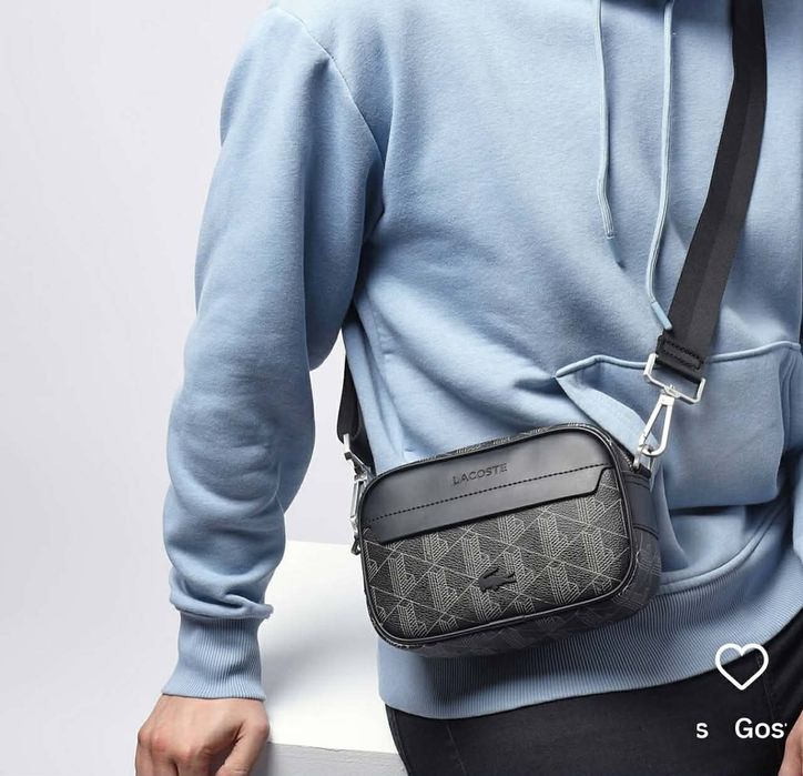 Bolsa Lacoste Nova no Saco